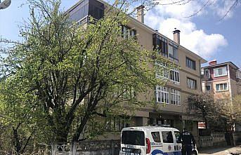Karabük'te bir apartman Kovid-19 tedbirleri kapsamında karantinaya alındı