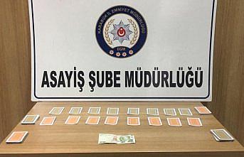 Karabük'te iki evde kumar oynayan ve Kovid-19 tedbirlerini ihlal eden 13 kişiye 29 bin 68 lira ceza kesildi
