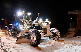 Terme Belediyesi karla mücadele çalışmalarını sürdürüyor