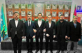 MHP Tokat Milletvekili Bulut Turhal Ülkü Ocakları'nı ziyaret etti