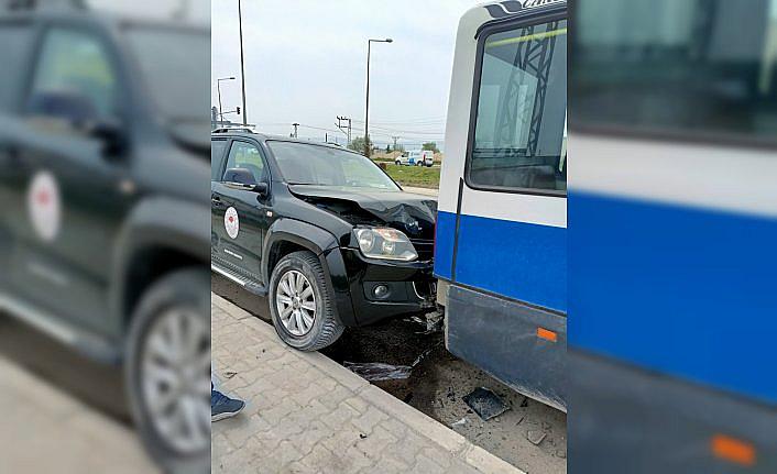 Amasya'da 3 aracın karıştığı kazada 3 kişi yaralandı