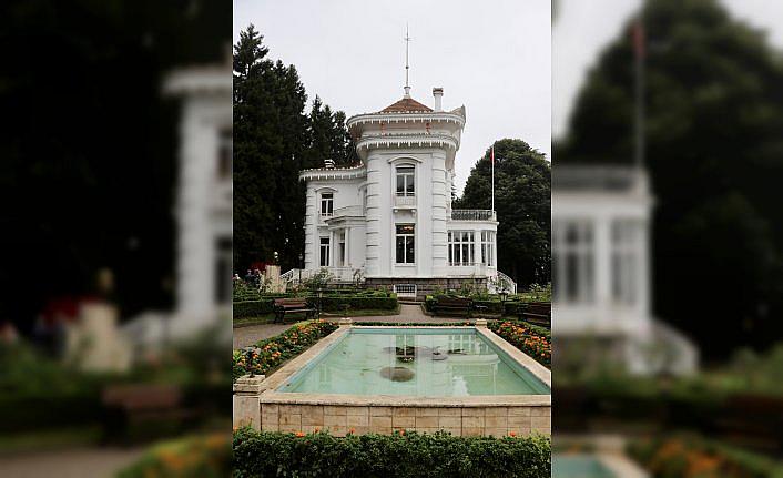 Atatürk Köşkü'nde restorasyon çalışmaları başladı