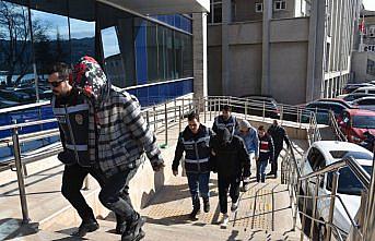 Zonguldak'ta motosiklet hırsızlığıyla suçlanan 4 zanlıdan 3'ü tutuklandı