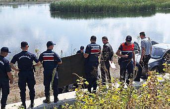 Bafra'da nehir kenarında erkek cesedi bulundu