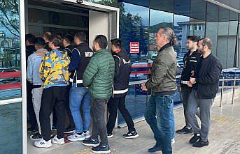 Zonguldak'ta “Kafes“ operasyonunda yakalanan 8 zanlı adliyede