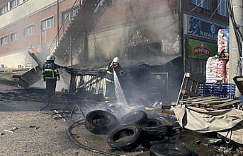 Kastamonu'da bir depoda çıkan yangın hasara neden oldu
