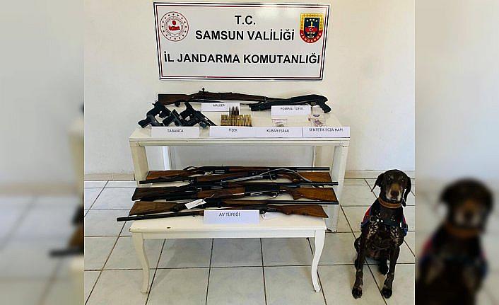 Samsun'da kaçak silah ve uyuşturucu operasyonunda 2 kişi yakalandı