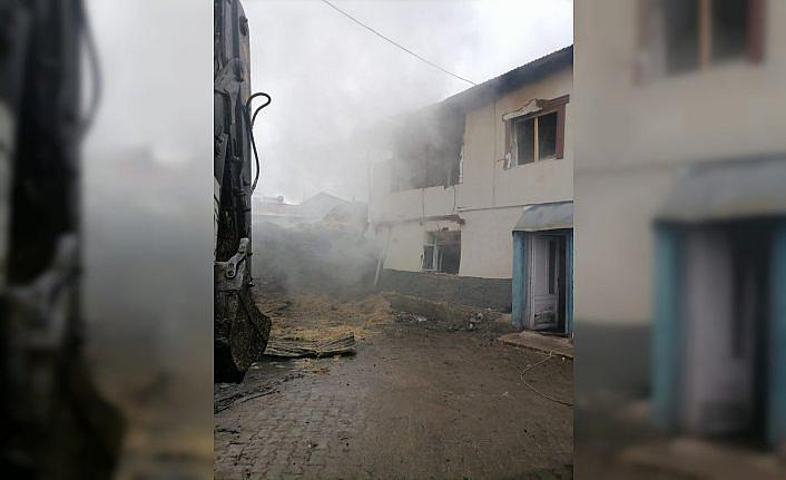 Tokat'ta evde çıkan yangında 1 kişi öldü, 1 kişi yaralandı