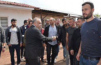 Dodurga Belediye Başkanı Çetinkaya, eylem yapan maden işçilerini ziyaret etti