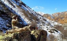 Sivas'ta komandolar soğuk havaya rağmen operasyonlarını sürdürüyor