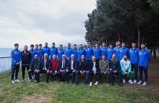 Trabzonspor yöneticileri, basketbol takımı ile yemekte bir araya geldi