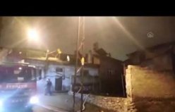 Samsun'da ahşap evde çıkan yangın itfaiye ekiplerince söndürüldü
