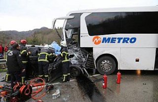 Ordu'da yolcu otobüsü ile cip çarpıştı: 1 ölü,...