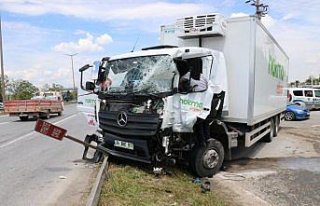 Sakarya ve Karabük'te trafik kazaları: 3 yaralı