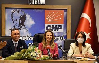 CHP Kadın Kolları Genel Başkanı Nazlıaka, Çorum'da...