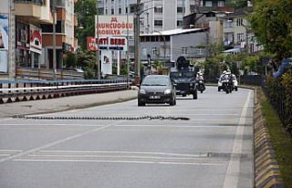 Trabzon'da polis ekipleri silahlı soygun tatbikatı...