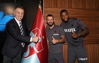 Trabzonspor'da Siopis ve Denswill için imza töreni...
