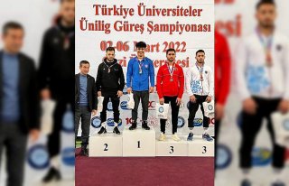 Bartın Üniversitesi Güreş Takımı Türkiye şampiyonu...