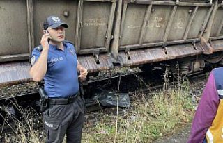 Karabük'te trenin çarpması sonucu hayatını kaybeden...