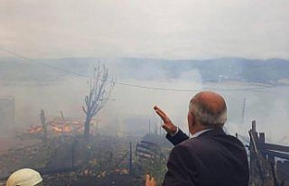 Sinop'ta köyde çıkan yangında 5 ev kullanılamaz...