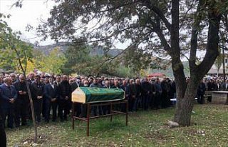 Amasya'daki kazada hayatını kaybedenler toprağa...