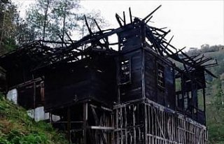 Trabzon'da evde çıkan yangında bir kişi öldü