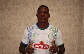 Çaykur Rizespor, Kamerunlu futbolcu John Mary'i...