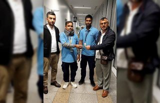 Cidde Havalimanı temizlik görevlileri Trabzon kafilesi...