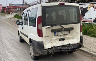 Samsun'da iki aracın karıştığı kazada 2...
