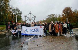 Bayburt Üniversitesi öğrencileri Avrupa'da 16 kenti...