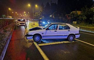 Rize'de iki otomobilin çarpıştığı kazada...