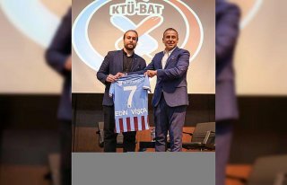 Trabzonspor Teknik Direktörü Avcı, “Spor Hayatına...