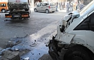 Samsun'da Trafik Kazası: 4 Yaralı