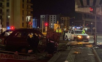 Samsun'da minibüs ile otomobilin çarpıştığı kazada 1 kişi öldü, 4 kişi yaralandı