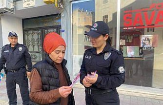 Terme'de polis, dolandırıcılığa karşı uyarı broşürü dağıttı