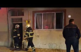 Bafra’da evde çıkan yangında 3 yaşındaki çocuk dumandan etkilendi