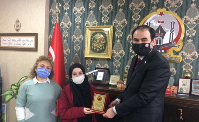 Samsun Emine Ahmet Yeni Kız Anadolu İmam Hatip Lisesi, iki farklı alanda Türkiye ikincisi oldu