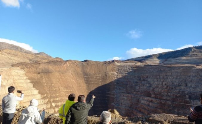 KTÜ heyeti Erzincan'daki heyelan sahasında incelemelerde bulundu