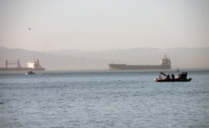 Zonguldak'ta batan geminin kayıp 7 personelini arama çalışmaları devam ediyor