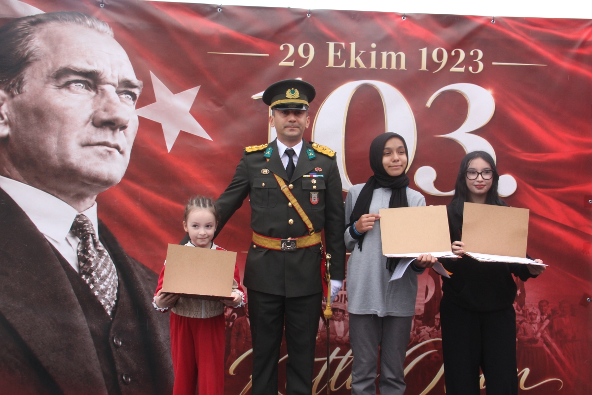 Bafra'da Cumhuriyet Bayramının 103. Yılı Coşkuyla Kutlandı