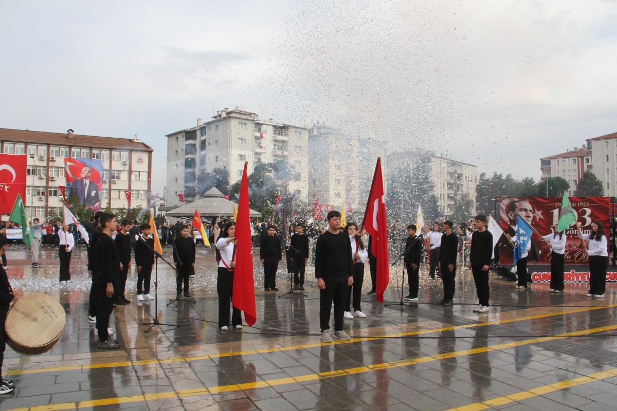 Bafra'da Cumhuriyet Bayramının 103. Yılı Coşkuyla Kutlandı