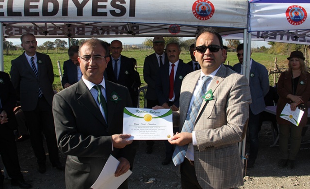 BAFRA’DA 5 BİN FİDAN TOPRAKLA BULUŞTU