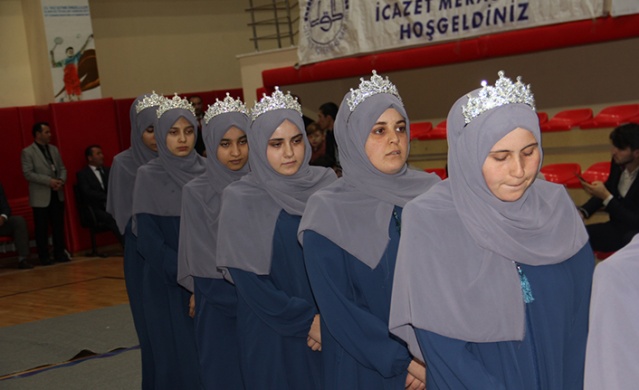 Bafra'da Hafızlık İcazet Merasimi