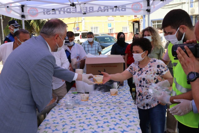 BAŞKAN KILIÇ'TAN AŞURE İKRAMI
