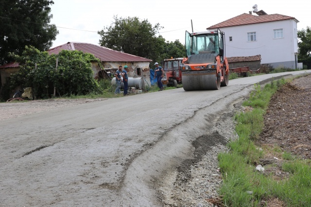 Bafra’da Bir İlk Daha… Dış Mahalleler Beton Yola Kavuşuyor