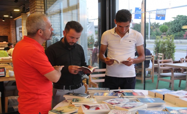 SÜLEYMAN ALTUNBAŞ SEVENLERİYLE BULUŞTU !
