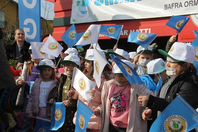BAFRA'DA “DÜNYA ORMANCILIK GÜNÜ VE ORMAN HAFTASI” FİDAN DİKİMİ İLE KUTLANDI