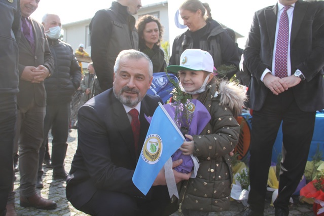 BAFRA'DA “DÜNYA ORMANCILIK GÜNÜ VE ORMAN HAFTASI” FİDAN DİKİMİ İLE KUTLANDI