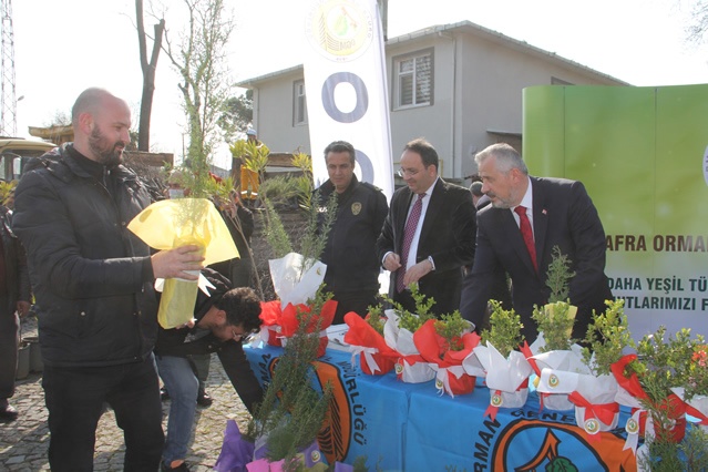 BAFRA'DA “DÜNYA ORMANCILIK GÜNÜ VE ORMAN HAFTASI” FİDAN DİKİMİ İLE KUTLANDI