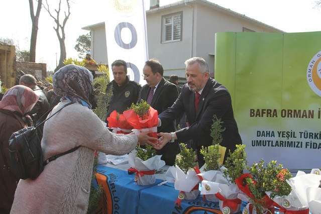 BAFRA'DA “DÜNYA ORMANCILIK GÜNÜ VE ORMAN HAFTASI” FİDAN DİKİMİ İLE KUTLANDI